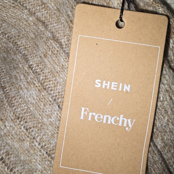 Cozy Ribbed Knit Sweater - Picture 6 of 7